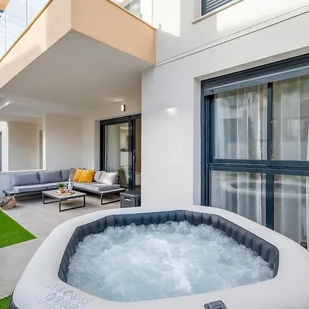Modern With Private Jacuzzi Dehesa de Campoamor (Orihuela Costa)