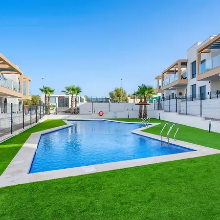 Modern With Private Jacuzzi Semesterbostad *